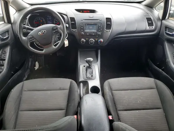 KNAFX4A61G5556005 2016 KIA FORTE - Image 8