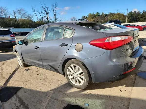 KNAFX4A61G5562421 2016 KIA FORTE - Image 2