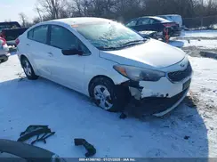 KNAFX4A61G5572284 2016 KIA FORTE