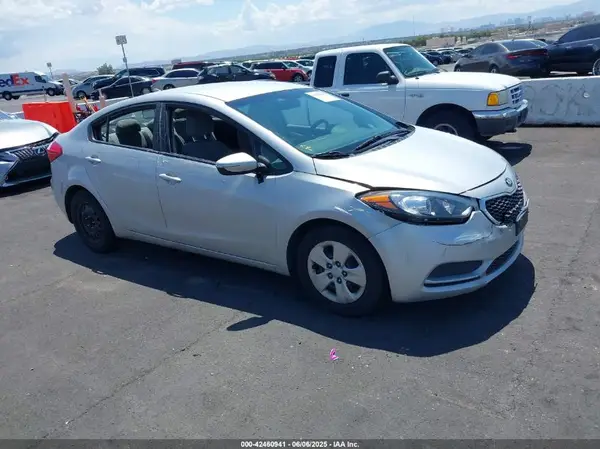 KNAFX4A61G5577209 2016 KIA FORTE - Image 1