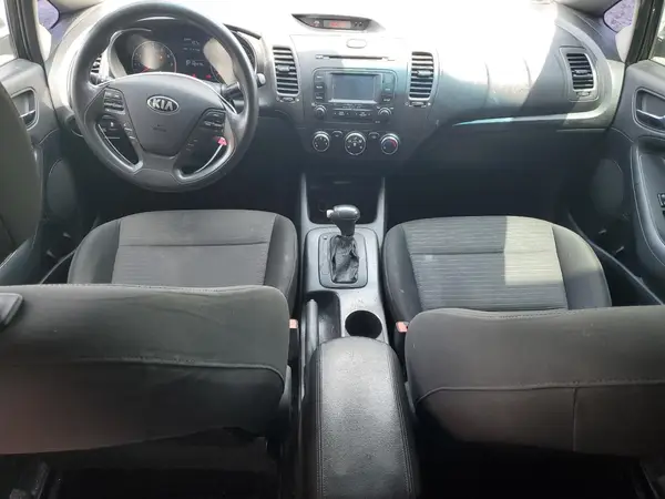 KNAFX4A61G5595693 2016 KIA FORTE - Image 8