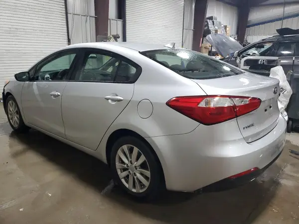 KNAFX4A61G5597265 2016 KIA FORTE - Image 2