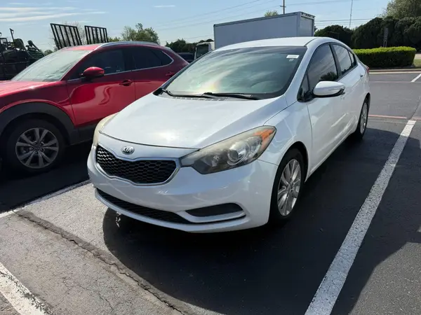 KNAFX4A61G5604960 2016 KIA FORTE - Image 2