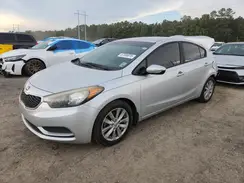 KNAFX4A61G5607826 2016 KIA FORTE
