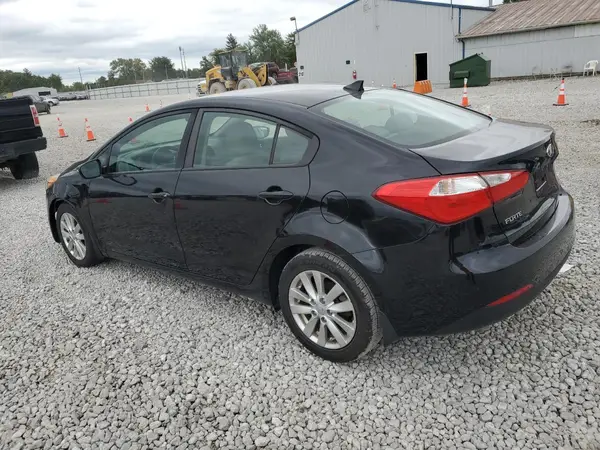 KNAFX4A61G5608880 2016 KIA FORTE - Image 2