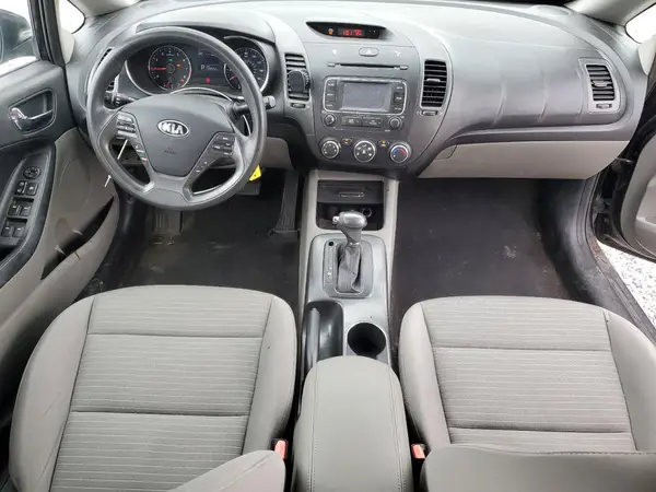 KNAFX4A61G5608880 2016 KIA FORTE - Image 8