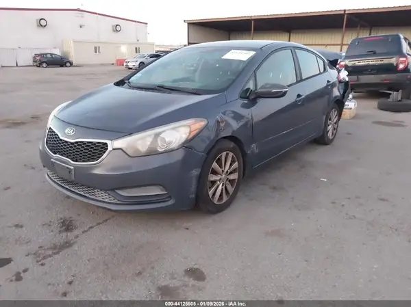 KNAFX4A62G5441624 2016 KIA FORTE - Image 2