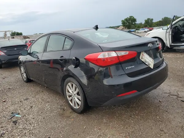KNAFX4A62G5444345 2016 KIA FORTE - Image 2