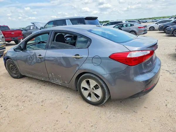 KNAFX4A62G5445690 2016 KIA FORTE - Image 2