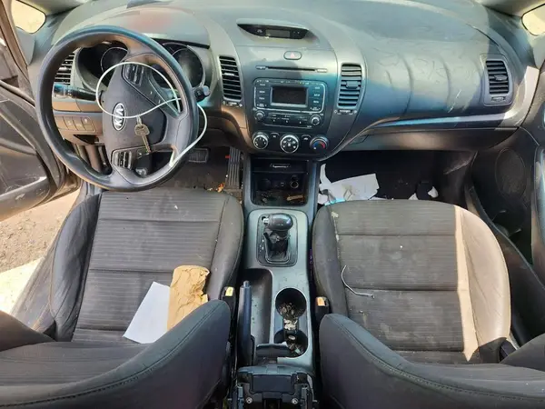 KNAFX4A62G5445690 2016 KIA FORTE - Image 8