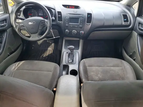 KNAFX4A62G5451537 2016 KIA FORTE - Image 8