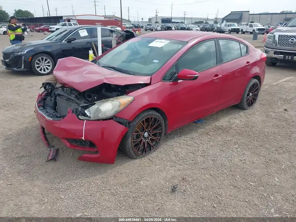 KNAFX4A62G5462778 2016 KIA FORTE - Image 2