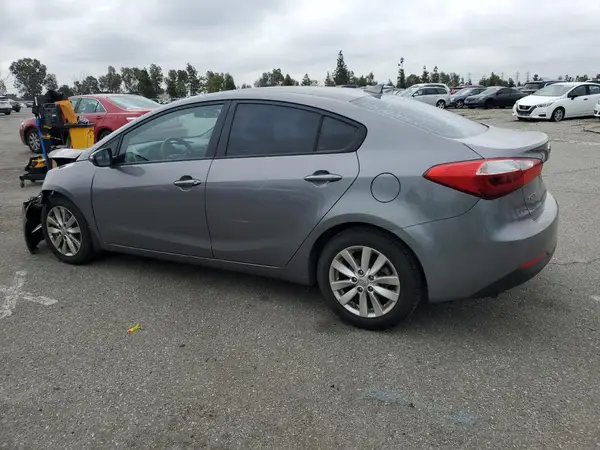 KNAFX4A62G5479709 2016 KIA FORTE - Image 2