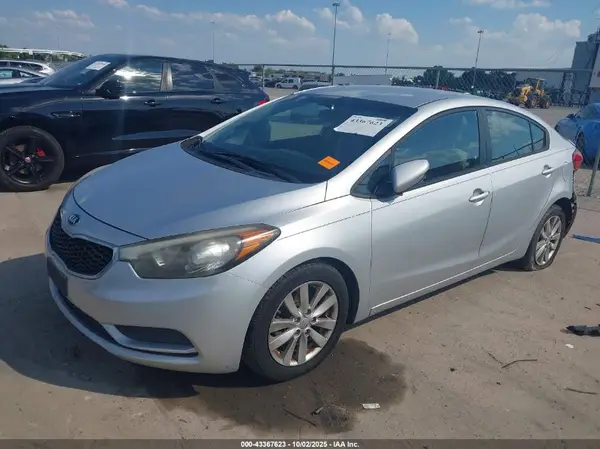 KNAFX4A62G5484053 2016 KIA FORTE - Image 2