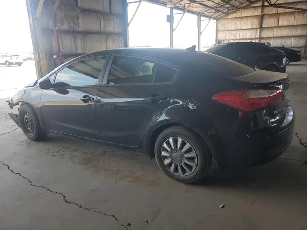KNAFX4A62G5499782 2016 KIA FORTE - Image 2