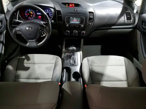 KNAFX4A62G5500963 2016 KIA FORTE - Image 8