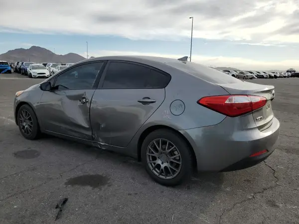 KNAFX4A62G5507380 2016 KIA FORTE - Image 2
