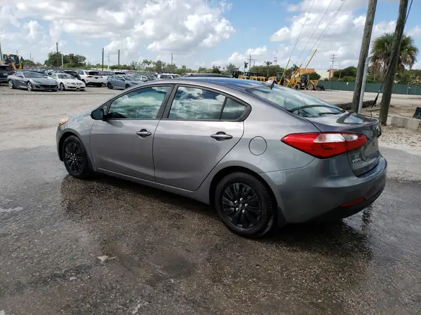 KNAFX4A62G5519268 2016 KIA FORTE - Image 2