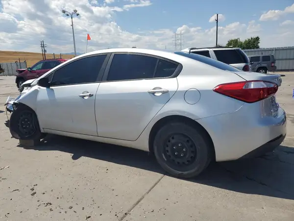 KNAFX4A62G5529525 2016 KIA FORTE - Image 2
