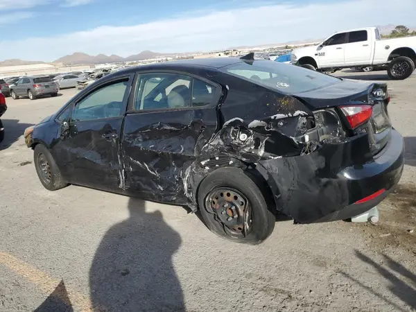 KNAFX4A62G5536376 2016 KIA FORTE - Image 2