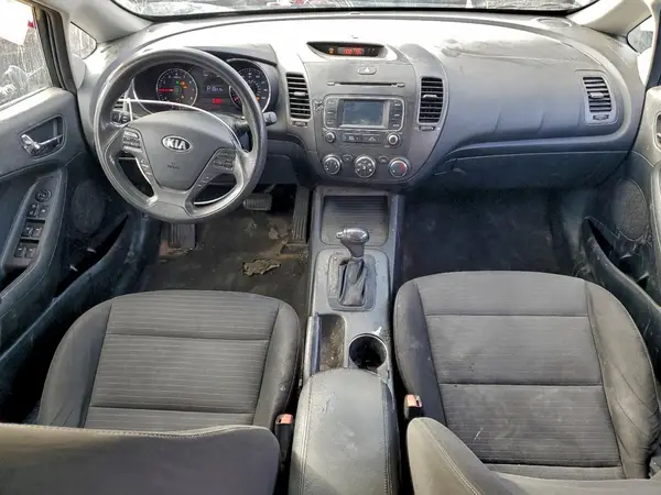 KNAFX4A62G5536376 2016 KIA FORTE - Image 8
