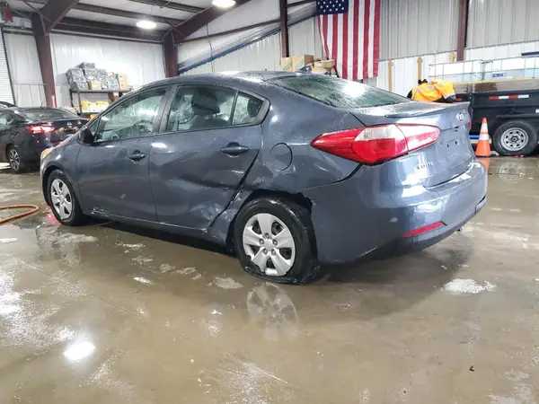 KNAFX4A62G5537494 2016 KIA FORTE - Image 2