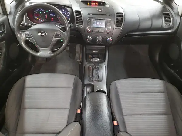 KNAFX4A62G5540282 2016 KIA FORTE - Image 8