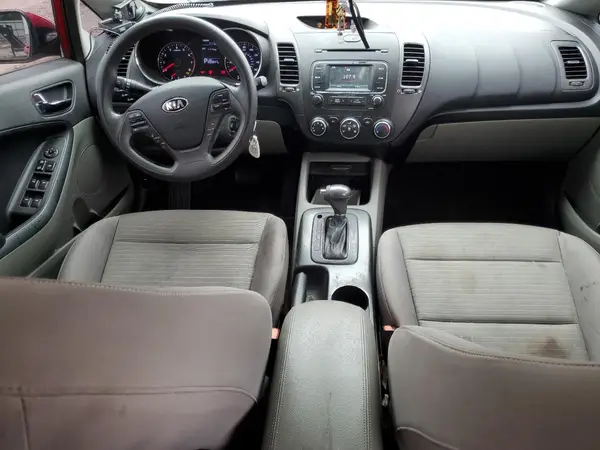 KNAFX4A62G5541609 2016 KIA FORTE - Image 8