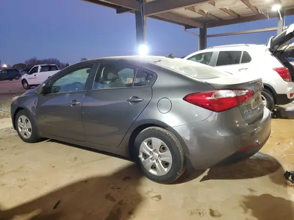 KNAFX4A62G5548799 2016 KIA FORTE - Image 2
