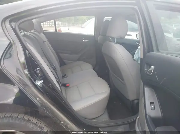 KNAFX4A62G5550150 2016 KIA FORTE - Image 8