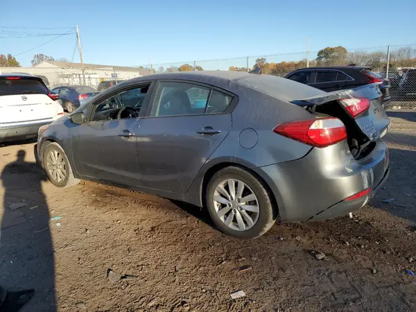 KNAFX4A62G5574870 2016 KIA FORTE - Image 2