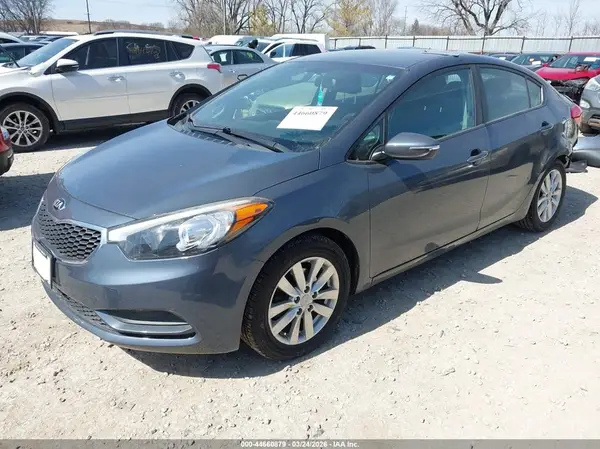 KNAFX4A62G5575856 2016 KIA FORTE - Image 2