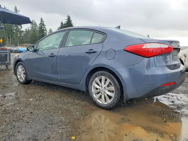 KNAFX4A62G5579390 2016 KIA FORTE - Image 2