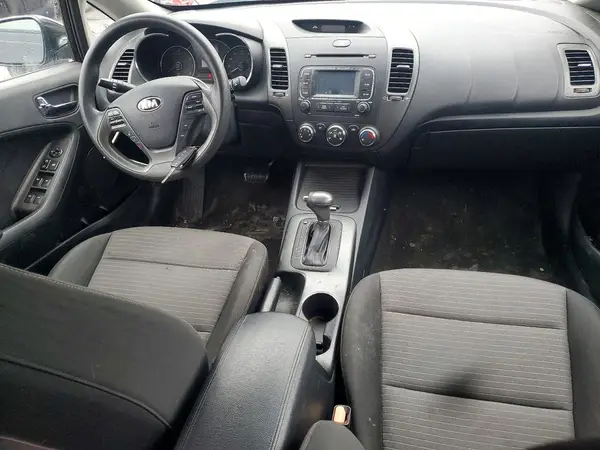 KNAFX4A62G5589689 2016 KIA FORTE - Image 8