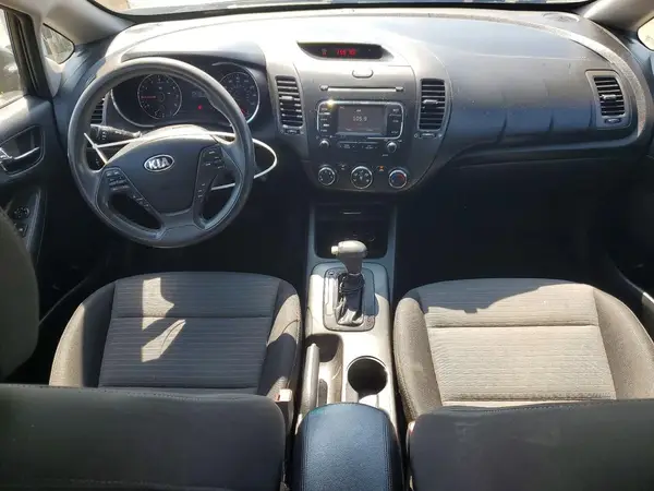 KNAFX4A62G5598067 2016 KIA FORTE - Image 8