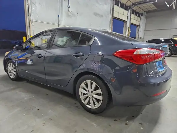 KNAFX4A62G5602232 2016 KIA FORTE - Image 2
