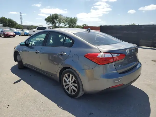 KNAFX4A62G5608337 2016 KIA FORTE - Image 2
