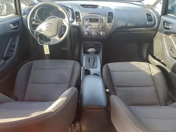 KNAFX4A63G5438148 2016 KIA FORTE - Image 8