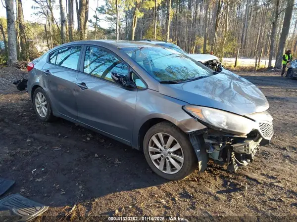 KNAFX4A63G5469951 2016 KIA FORTE - Image 1