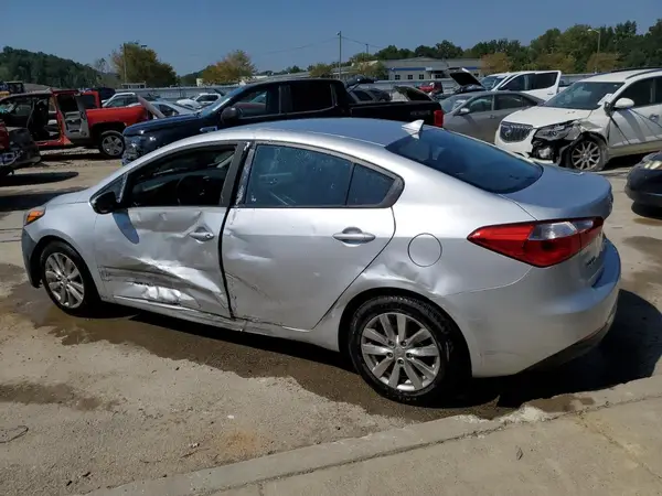 KNAFX4A63G5505864 2016 KIA FORTE - Image 2