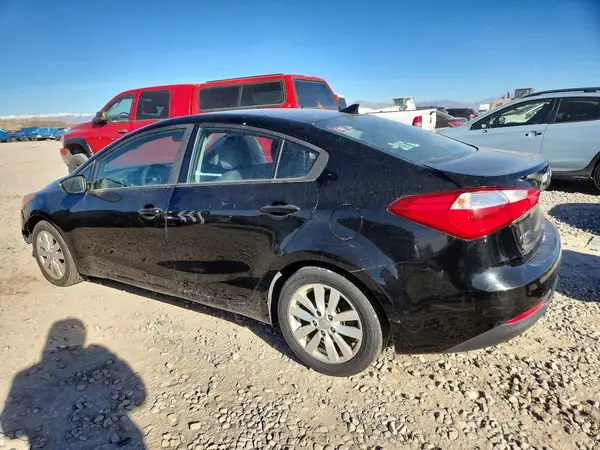 KNAFX4A63G5507856 2016 KIA FORTE - Image 2
