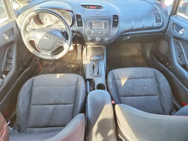 KNAFX4A63G5507856 2016 KIA FORTE - Image 8