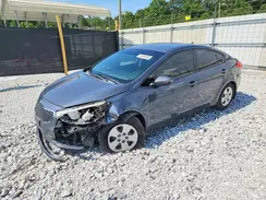 KNAFX4A63G5516623 2016 KIA FORTE