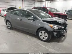 KNAFX4A63G5518565 2016 KIA FORTE
