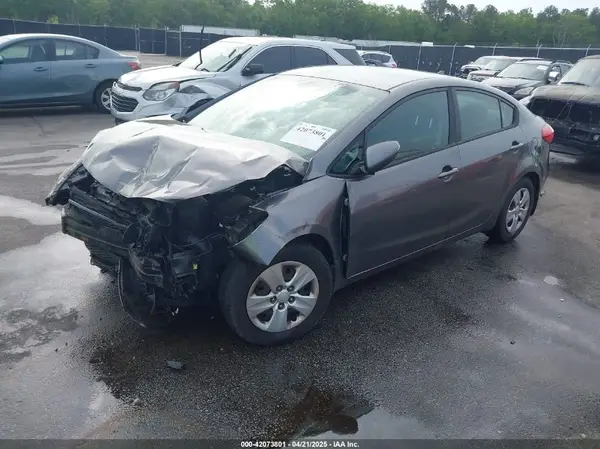 KNAFX4A63G5519277 2016 KIA FORTE - Image 2