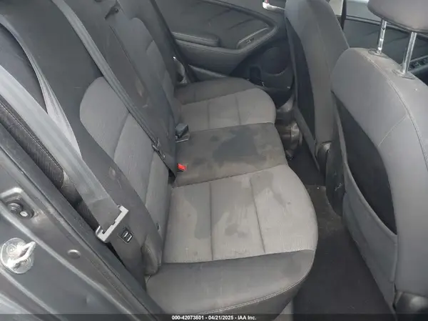KNAFX4A63G5519277 2016 KIA FORTE - Image 8