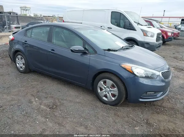 KNAFX4A63G5522776 2016 KIA FORTE - Image 1