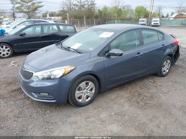 KNAFX4A63G5522776 2016 KIA FORTE - Image 2