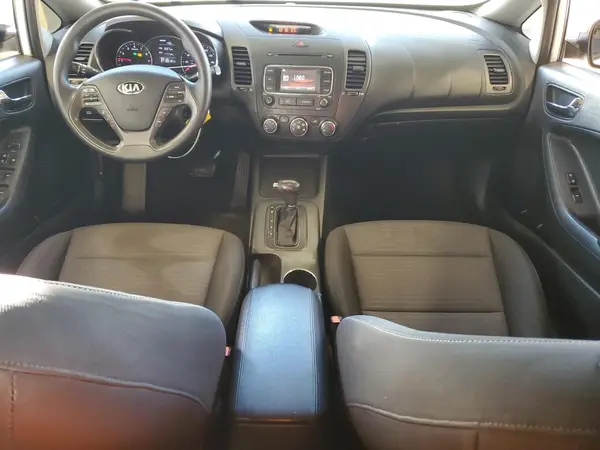 KNAFX4A63G5528223 2016 KIA FORTE - Image 8
