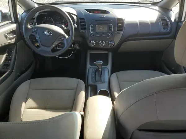 KNAFX4A63G5535897 2016 KIA FORTE - Image 8